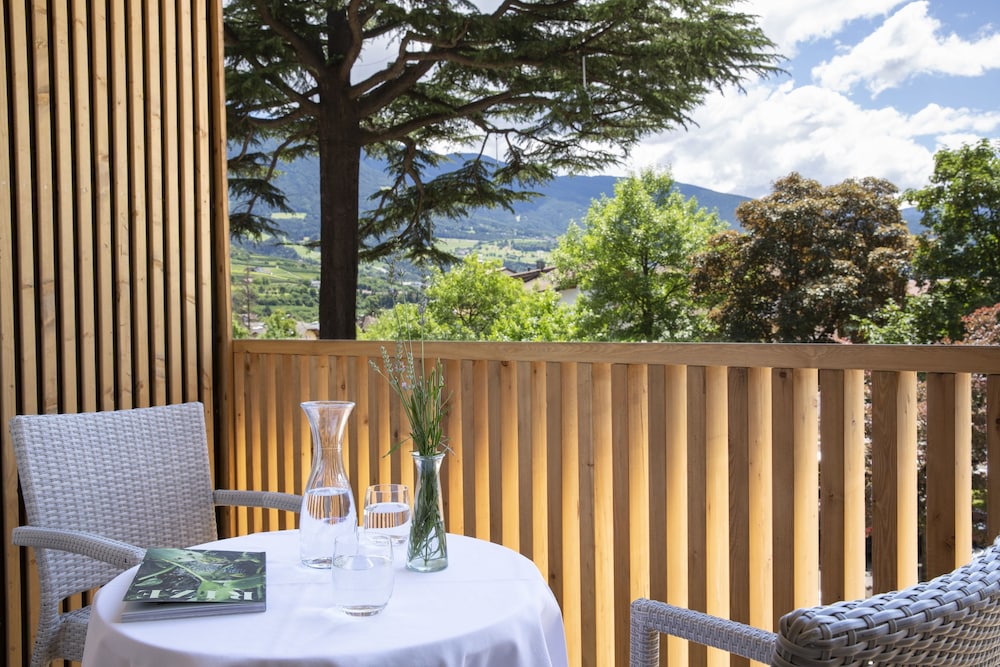Romantic Double Room, Balcony photo 3