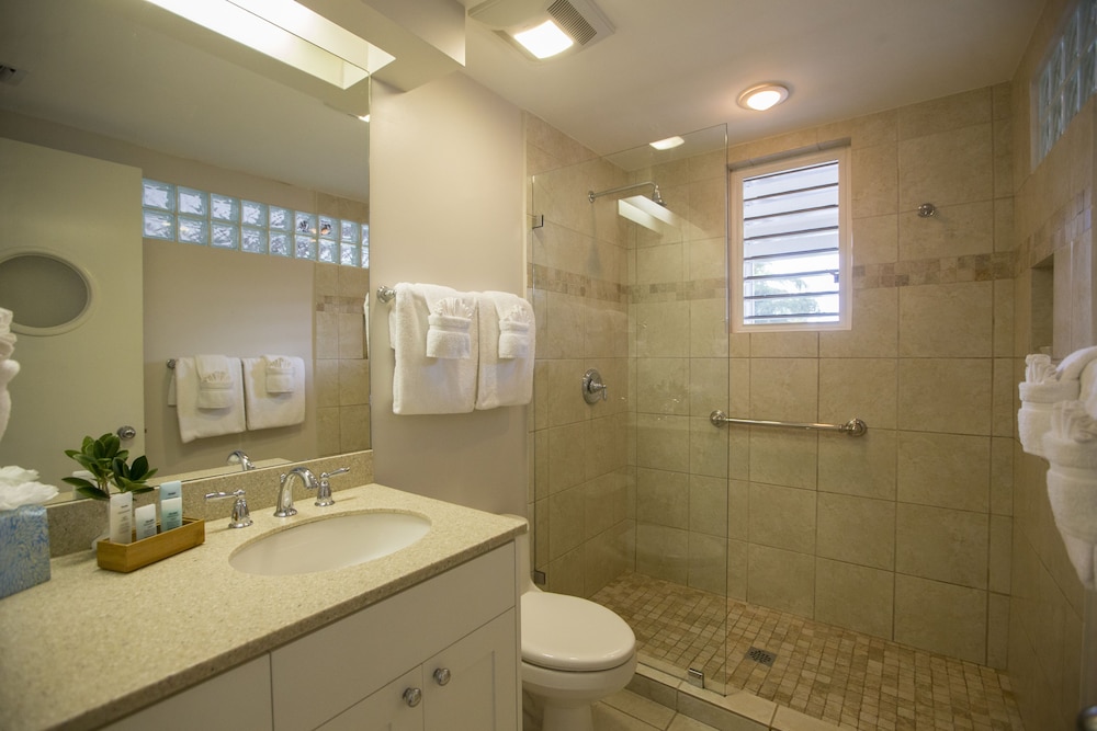 Studio Suite (upper Floor Only)