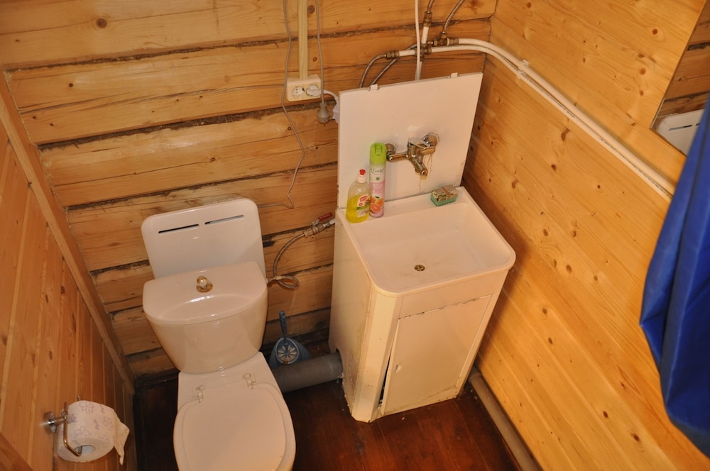 Basic Cottage, 2 Twin Beds, Non Smoking, Lake View photo 3