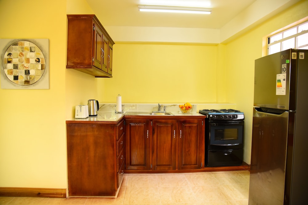 Comfort Apartment, 1 Bedroom, Partial Ocean View, Garden Area photo 2