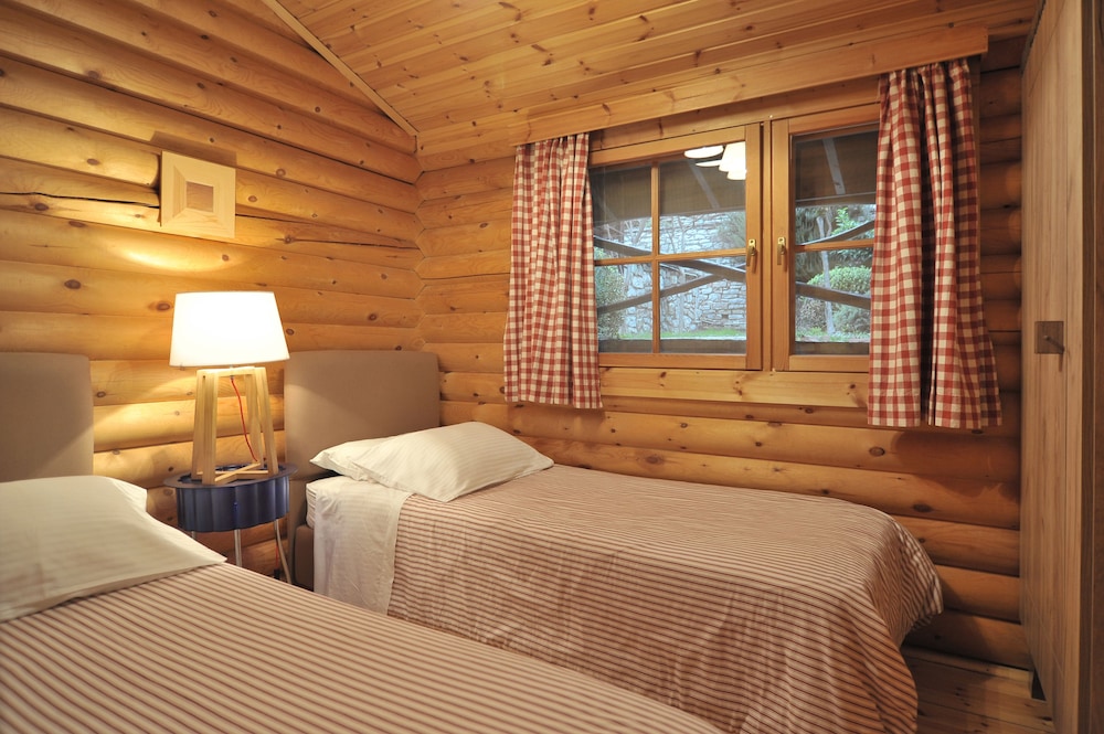 Family Quadruple Room, 2 Bedrooms, Terrace, Mountain View