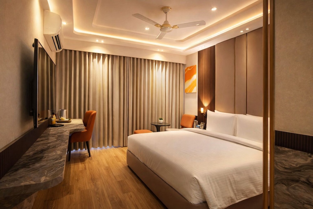 Deluxe Double Room With Balcony