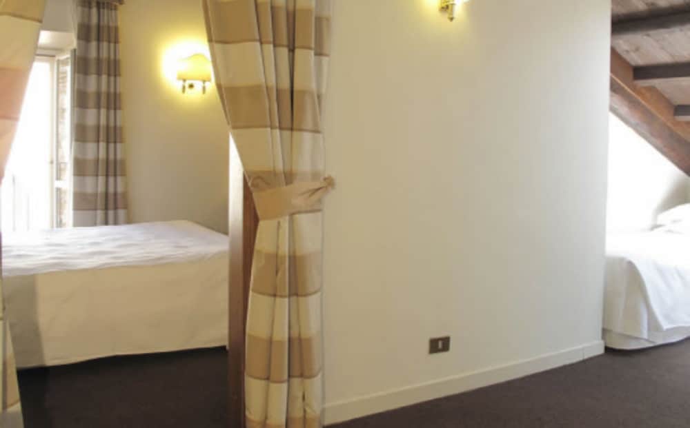 Quadruple Room photo 2