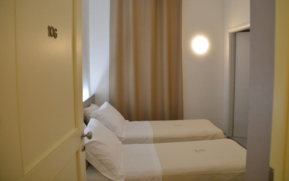Economy Double or Twin Room photo 2