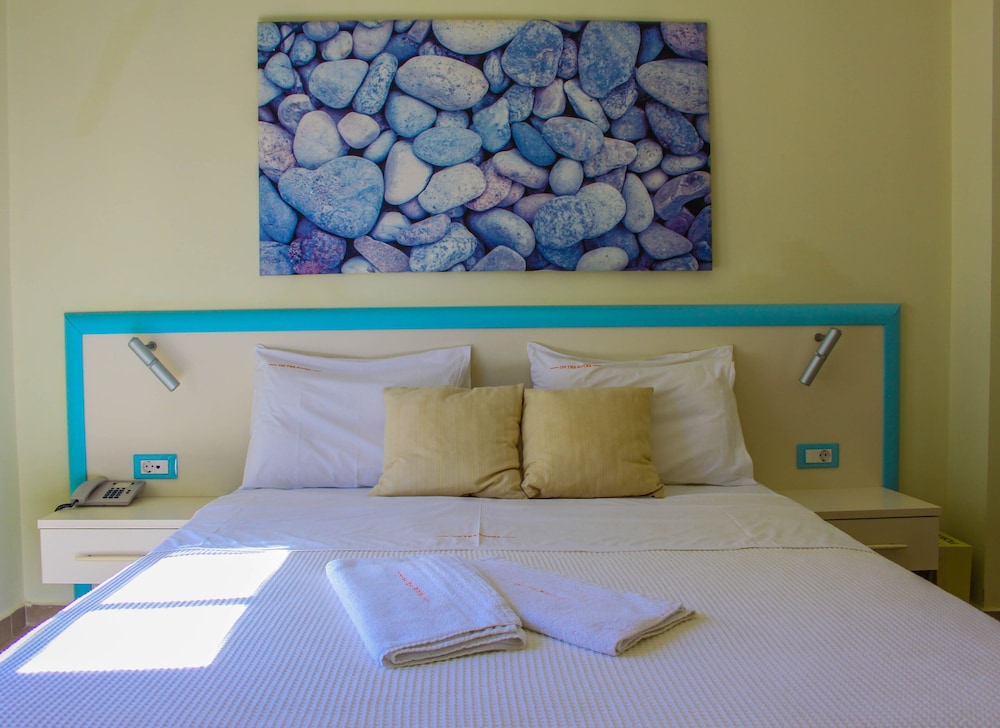 Junior Studio Suite photo 1