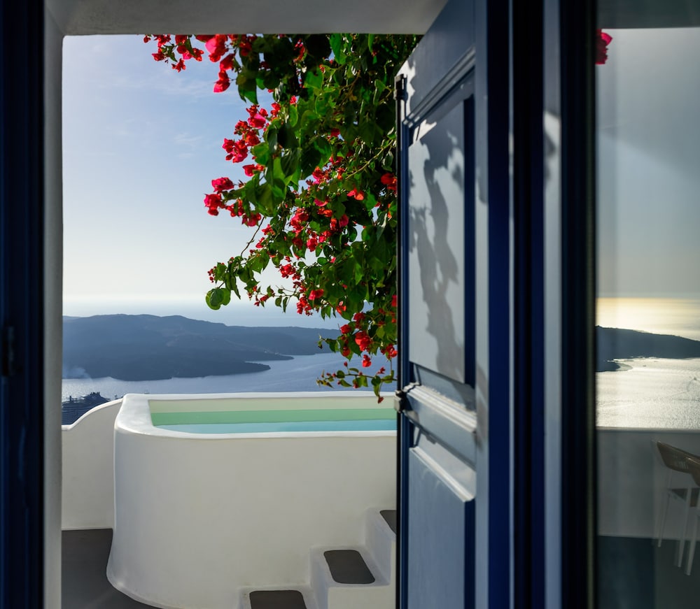 Deluxe Apartment (Outdoor Hot Tub) - Photo 11
