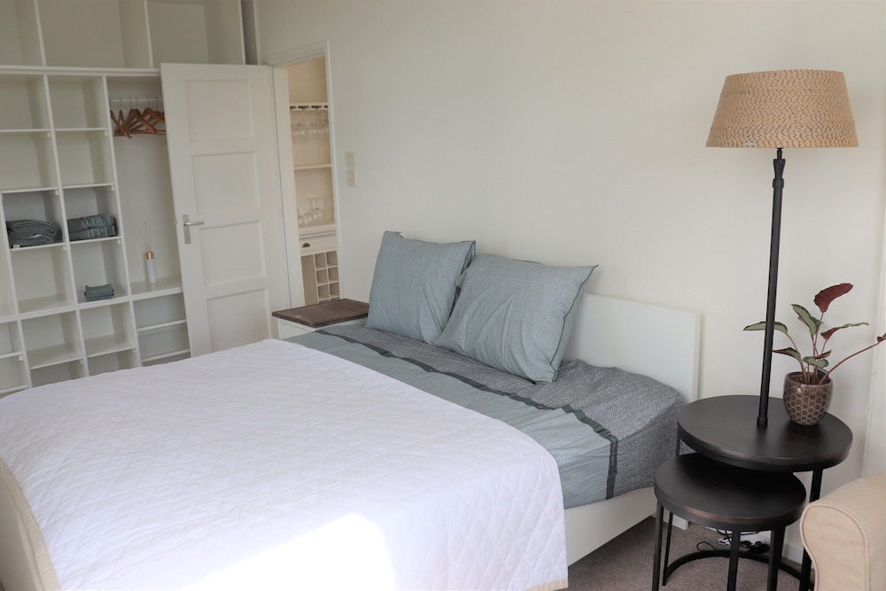 Classic House, Multiple Bedrooms photo 1