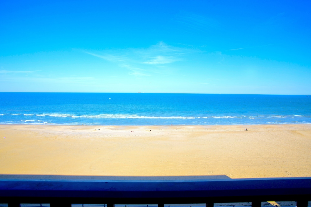 Suite, 1 King Bed with Sofa bed, Balcony, Ocean View - Photo 18