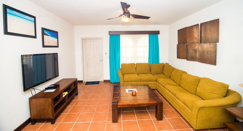 One Bedroom Beach Front Villa