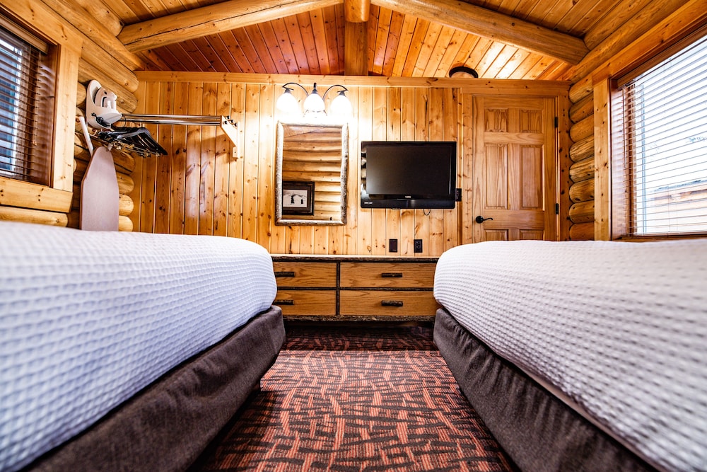 Deluxe Cabin - Photo 3
