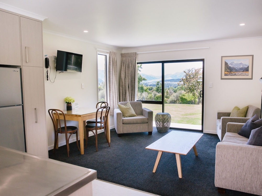 One Bedroom Motel