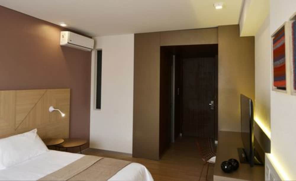 Comfort Double Room, 1 King Bed photo 2