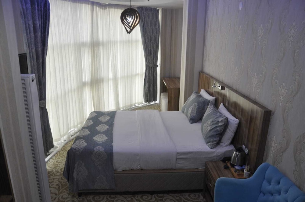 Basic Double Room photo 3