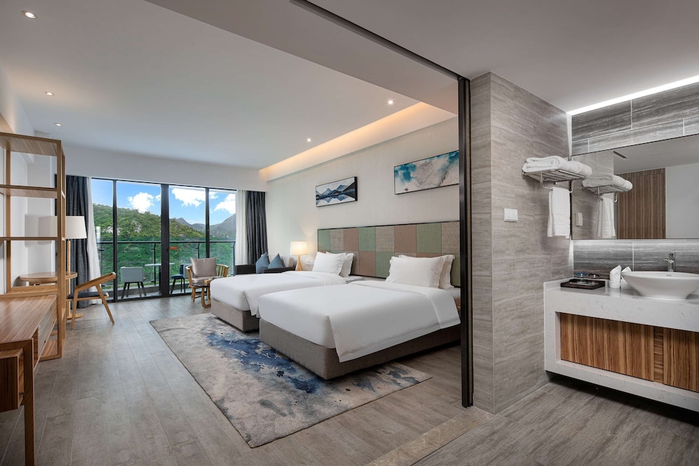Room, 2 Twin Beds, Smoking, Mountain View photo 1
