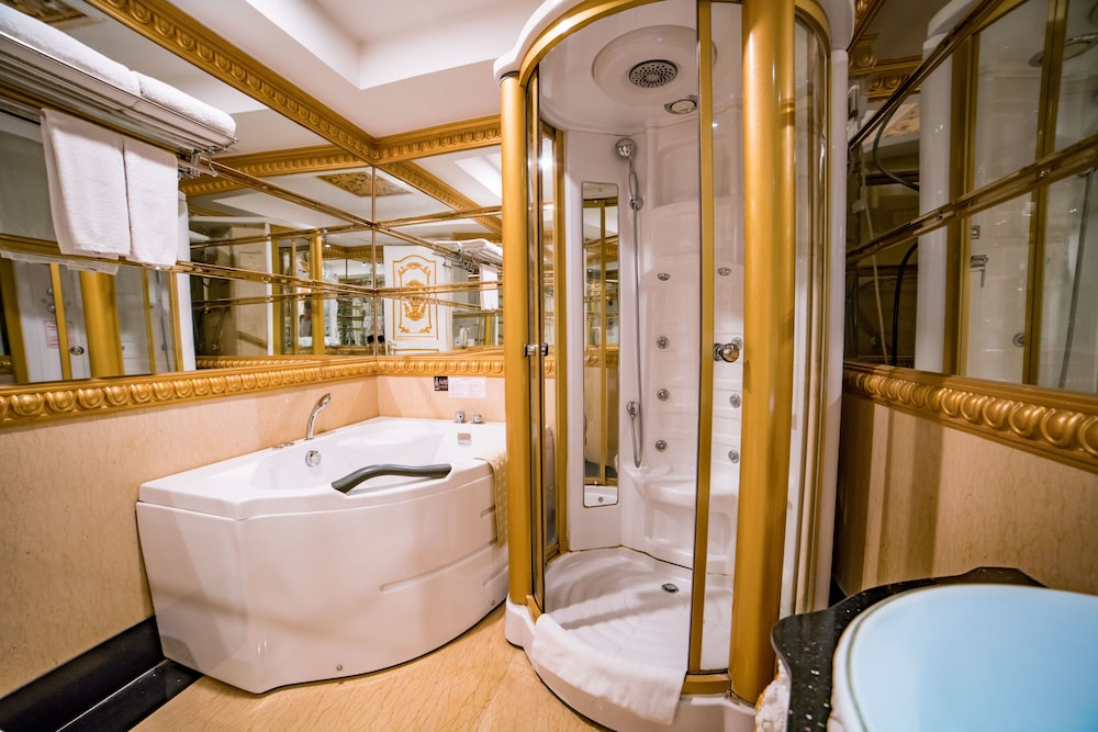 Standard Twin Room - Photo 5