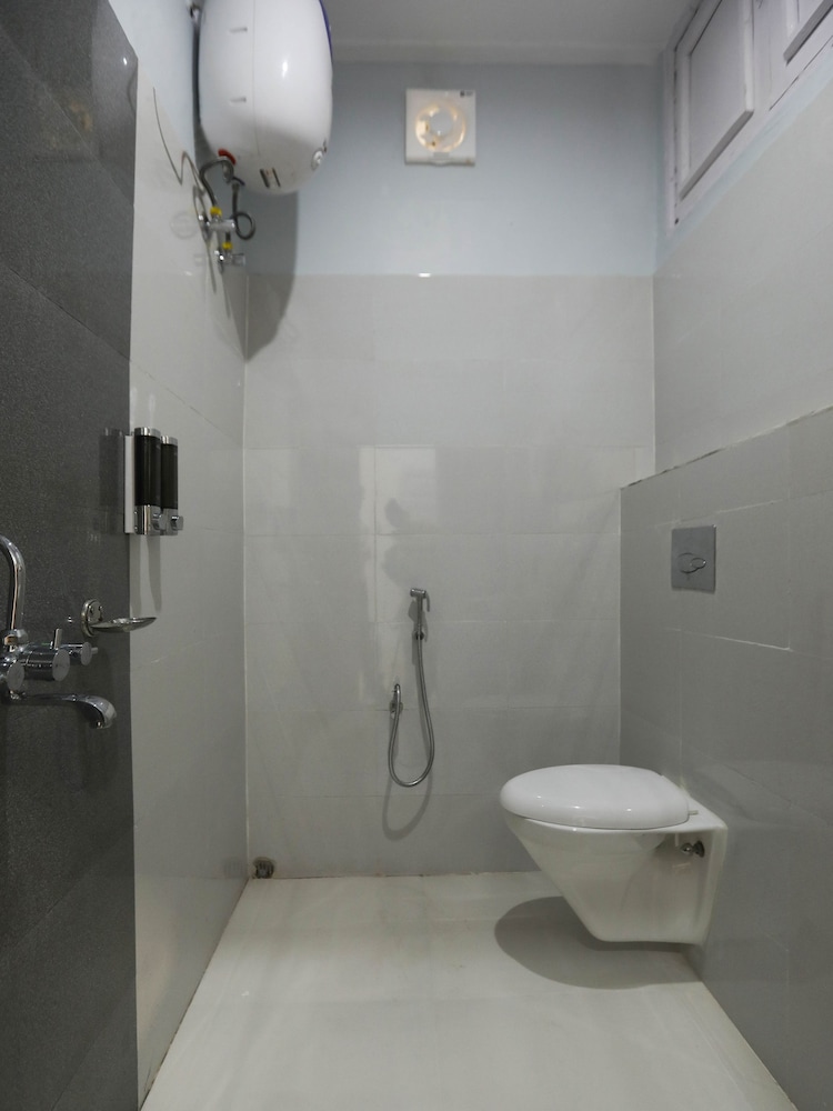 Standard Room photo 3