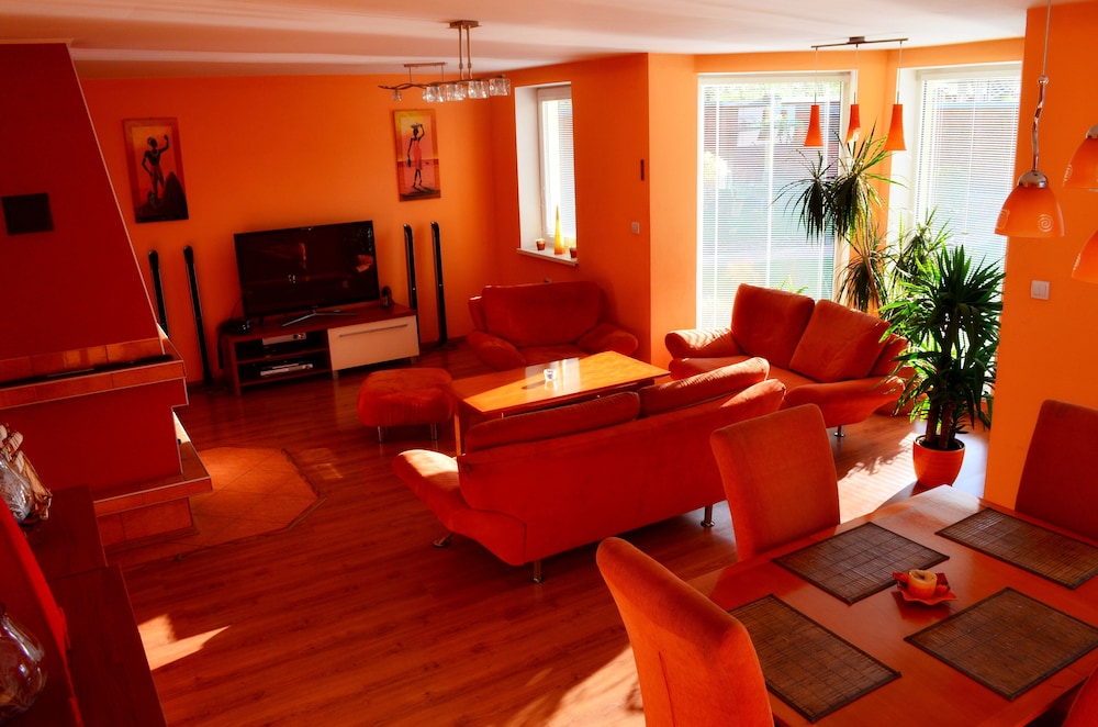Villa, 3 Bedrooms photo 1