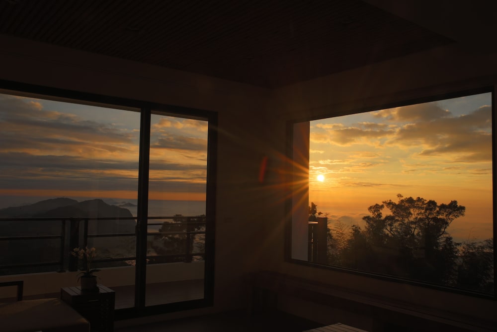 Modern style building- Deluxe Quadruple Room, 2 Queen Beds, Balcony
