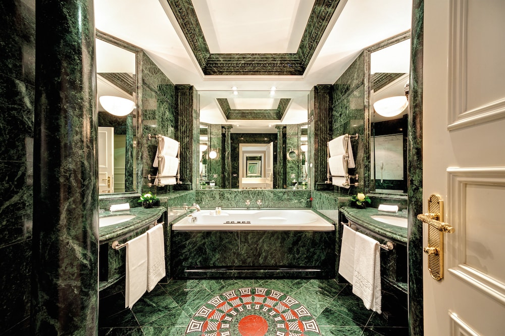 Deluxe Suite (Grand Hassler) photo 3