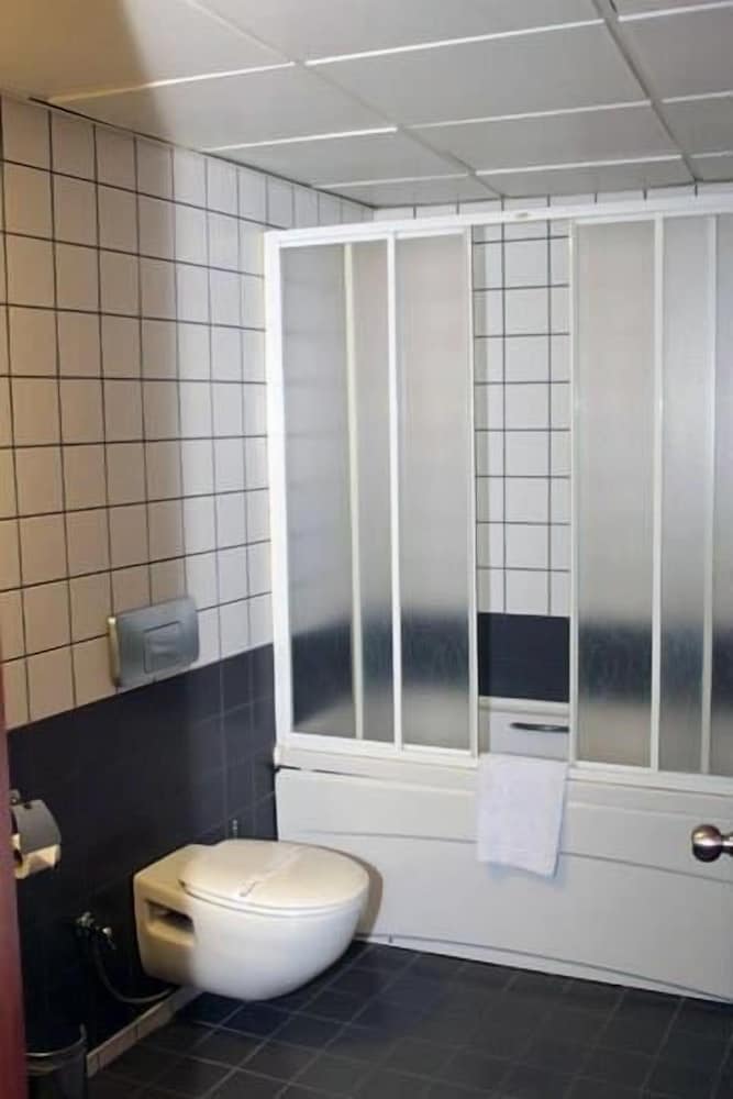 Standard Triple Room photo 2