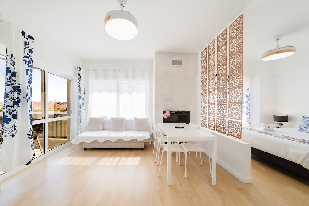 Executive Quadruple Room, 1 Double Bed with Sofa bed, Non Smoking, Terrace photo 3