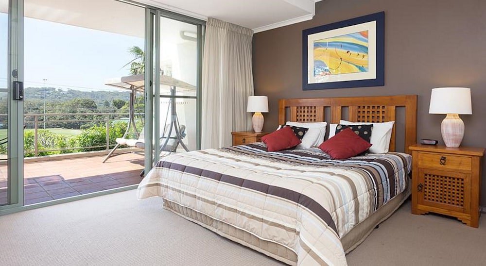 3 Bedroom Lakeview photo 3