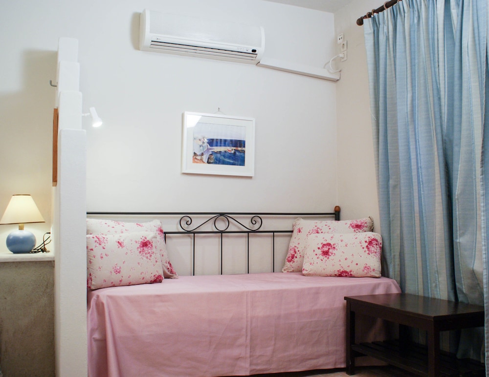 Panoramic Studio, Sea Facing (Village and Sea View) photo 1