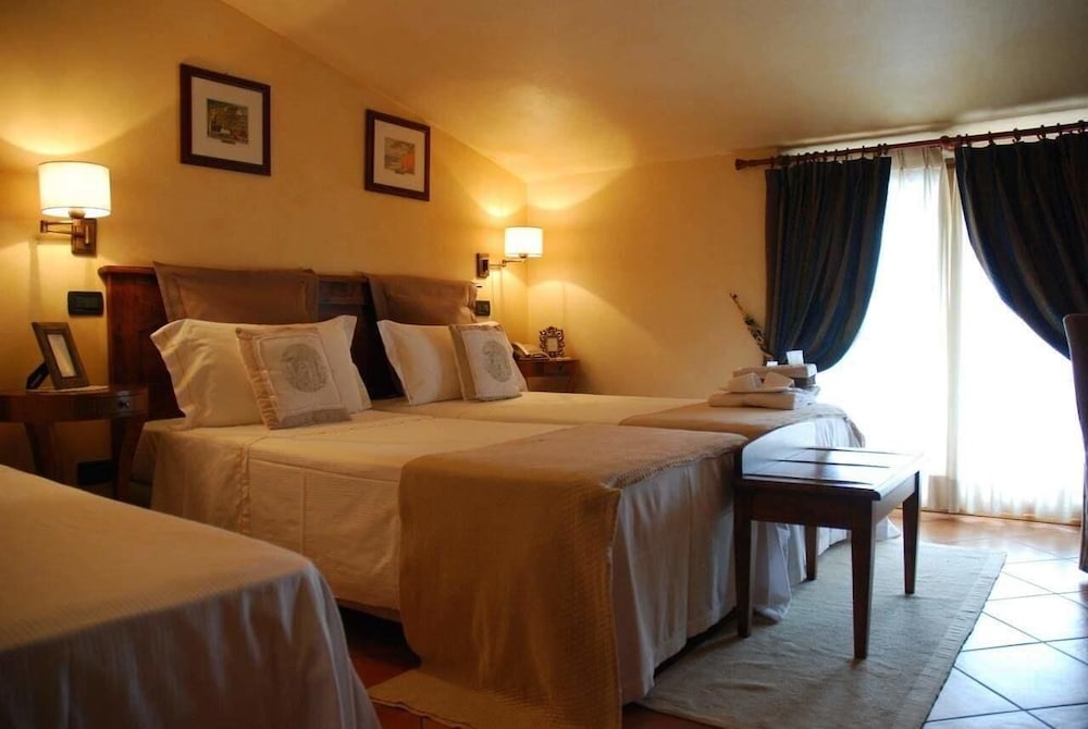 Classic Triple Room