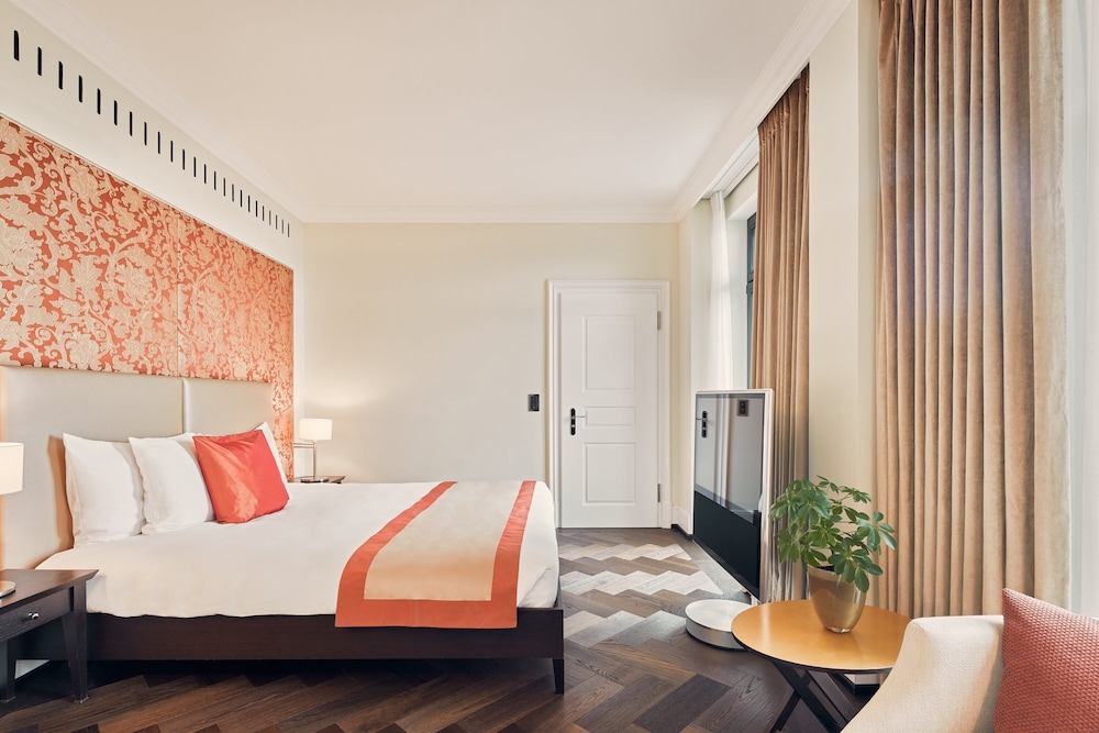 Superior Double Room, Forrest/ Courtyard Side, partially balcony, Spa Access (12 years+) - Photo 2