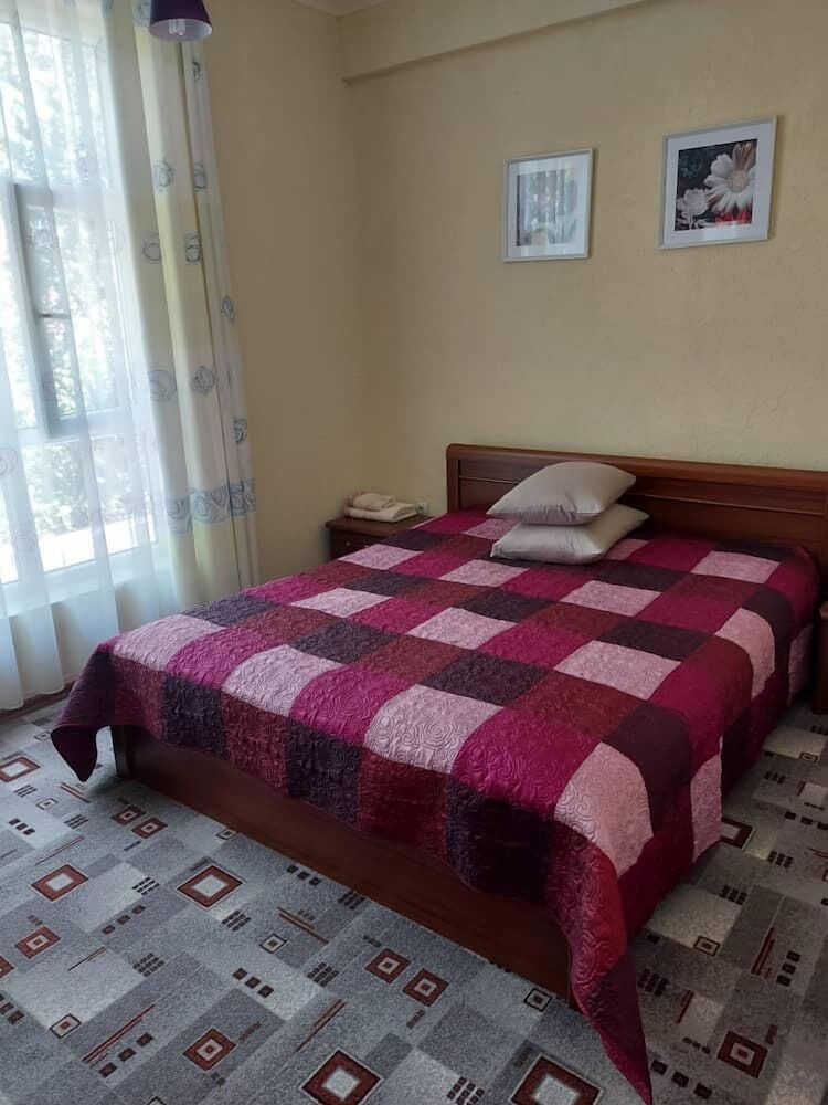 Standard Triple Room, Balcony, Garden View photo 3