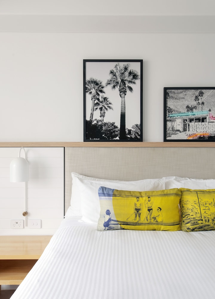 Deluxe Double Room, Ocean View - Photo 3