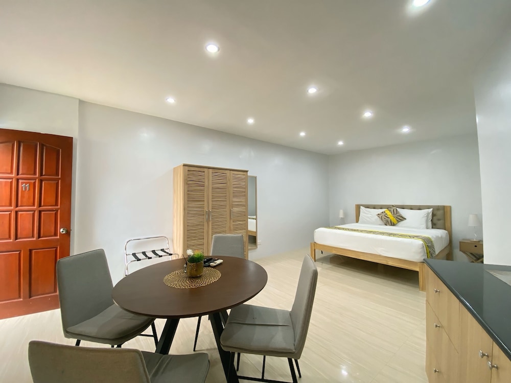 Luxury Studio Suite, 1 King Bed