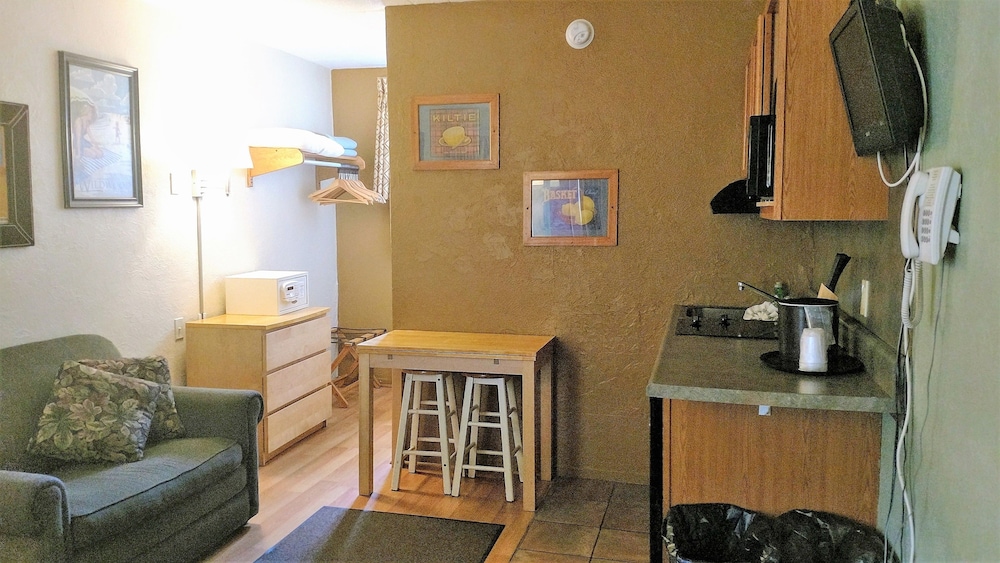 Family Apartment, Multiple Beds, Kitchenette photo 3