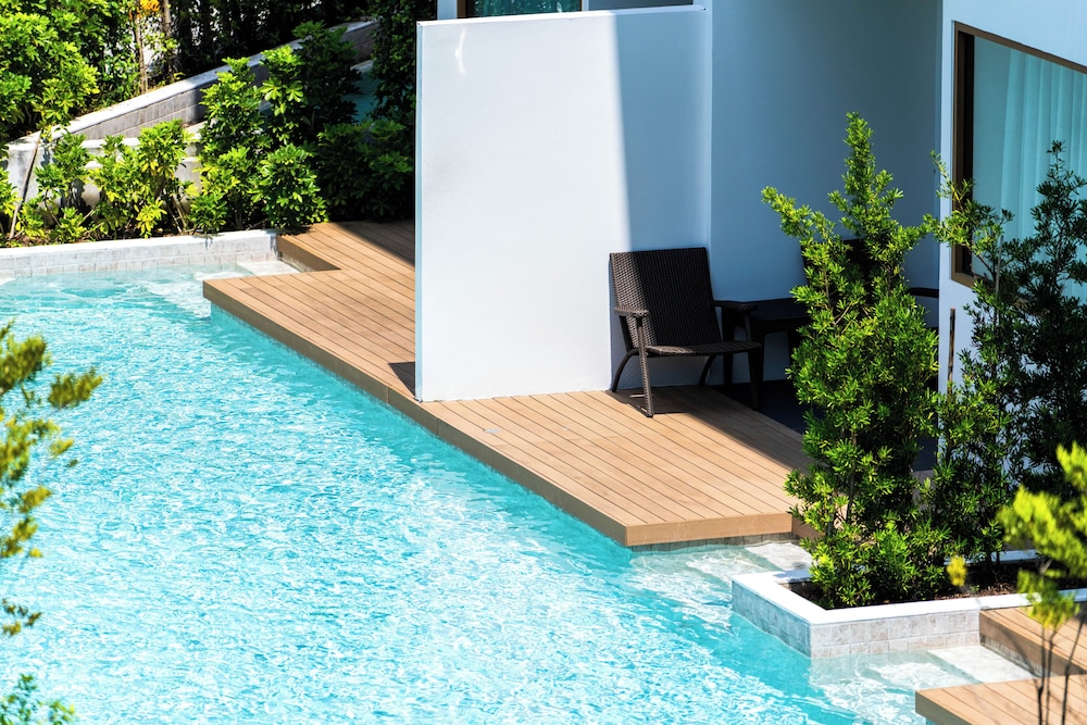 Grand Deluxe Pool Access - Photo 6