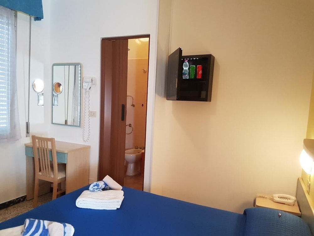 Classic Room, Multiple Beds