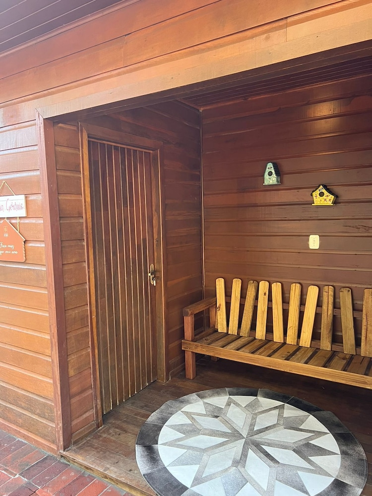 Standard Cabin photo 3