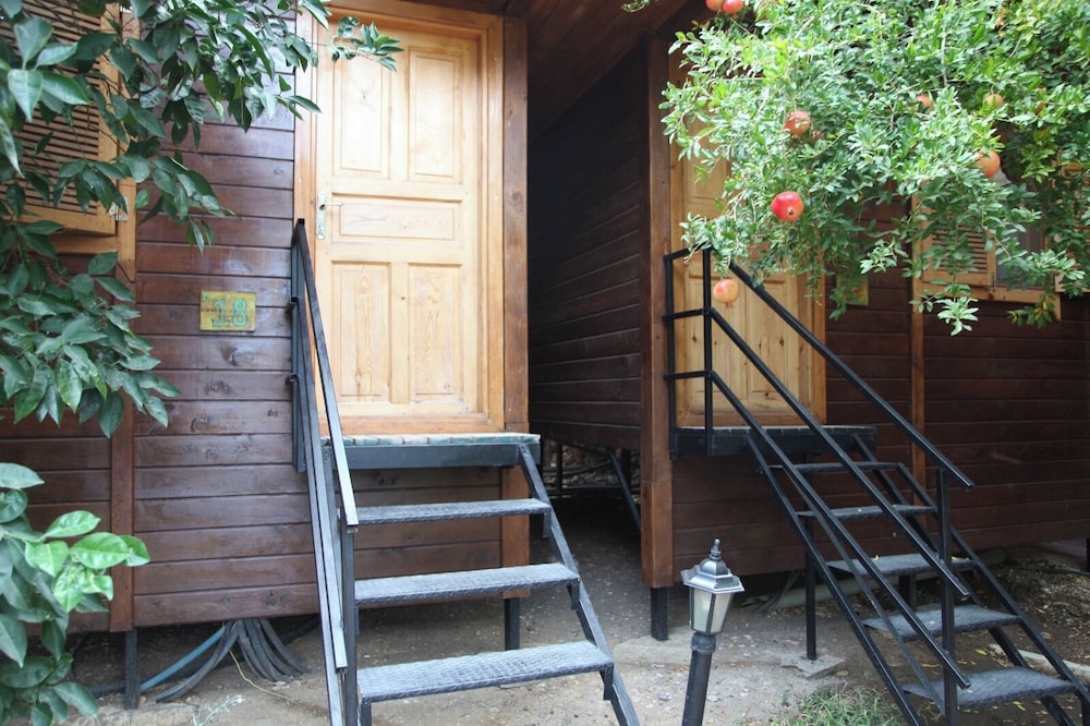 Bungalow, Garden View - Photo 19