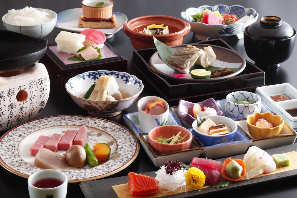 [Tenryokaku] Standard Japanese and Western Style, Non Smoking with Hida Beef Special Kaiseki - Photo 1