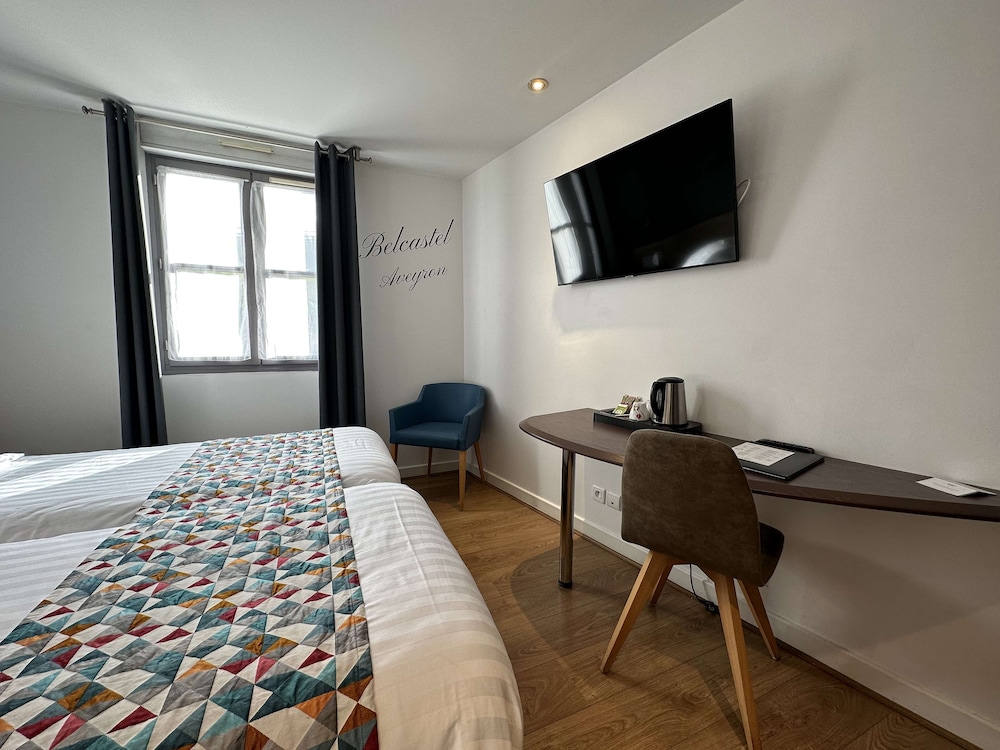 Standard Room, 1 Queen Bed (Twin bed on request) - Photo 6