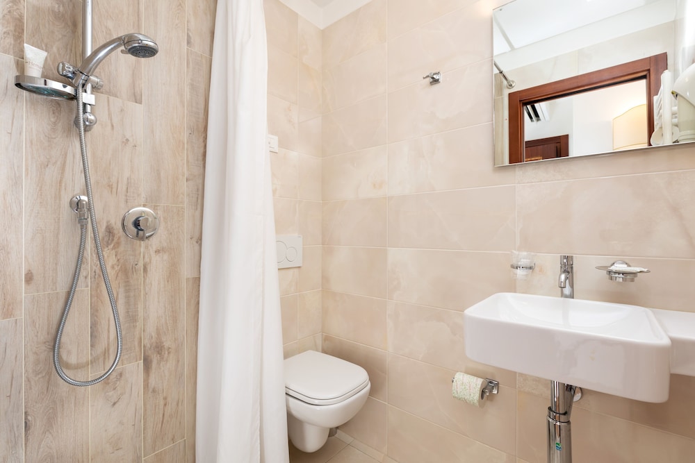 Basic Double Room - Photo 4