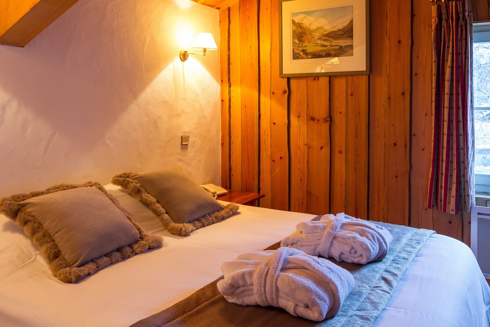 Appartement Confort, 2 chambres, cheminée ( accessible par escalier ) - Photo 2