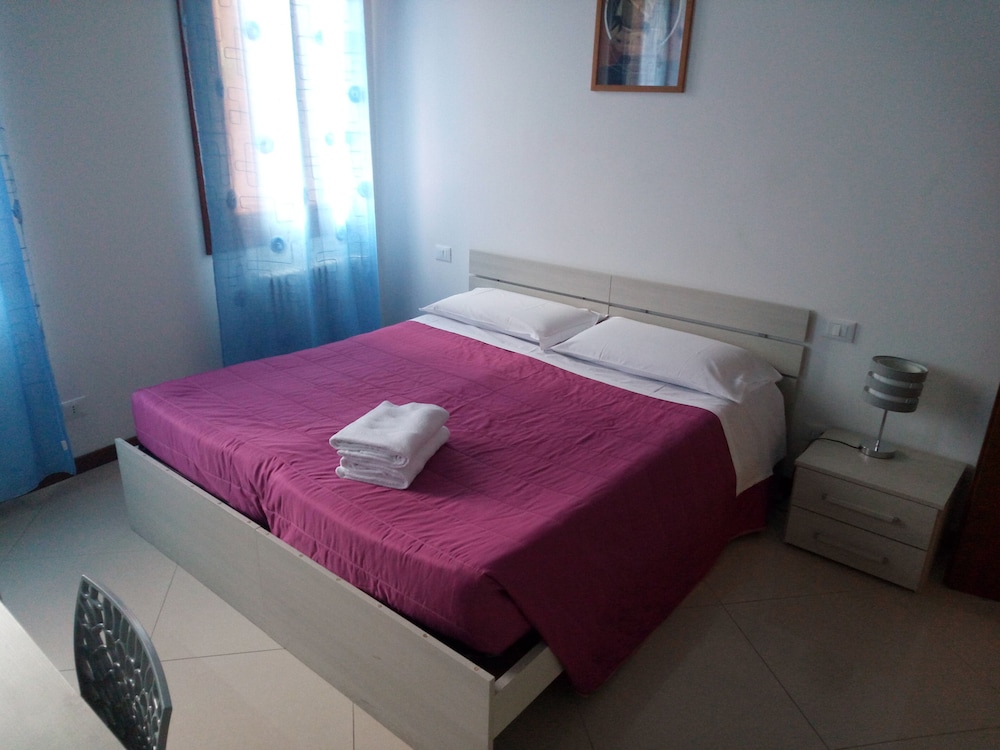 Classic Apartment, 2 Bedrooms, Non Smoking photo 3