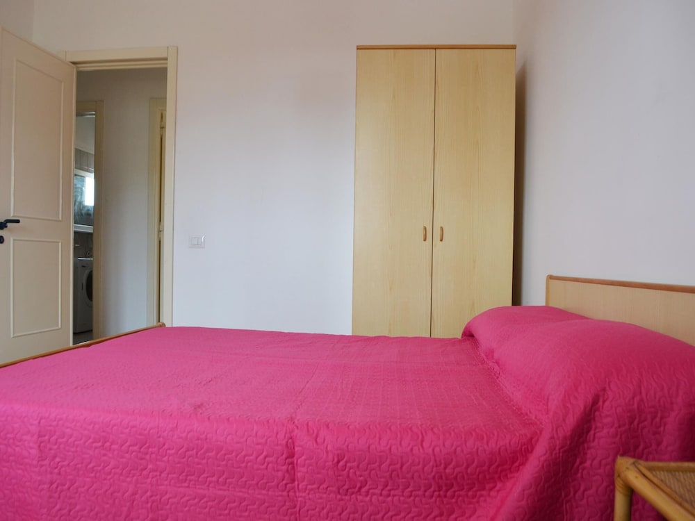 Apartment, 2 Bedrooms, Smoking, Balcony photo 2