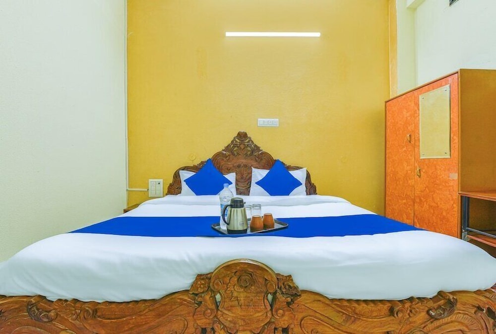 Deluxe Room - Photo 6