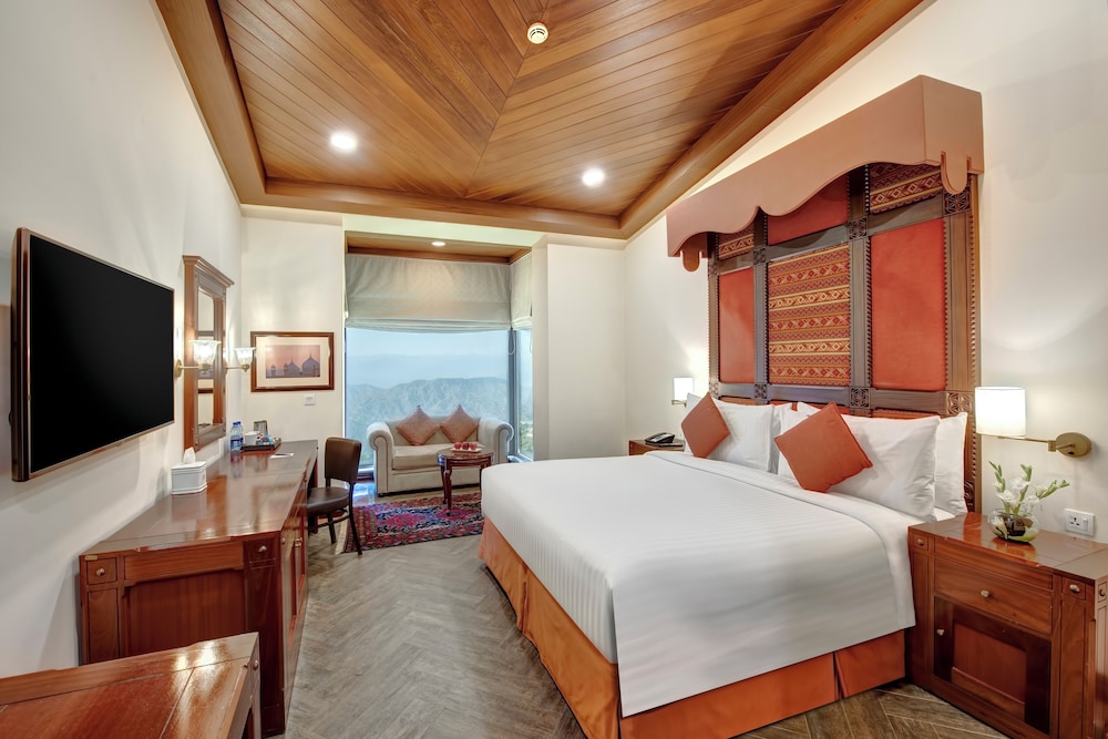 Executive Room, 1 King Bed - Photo 1
