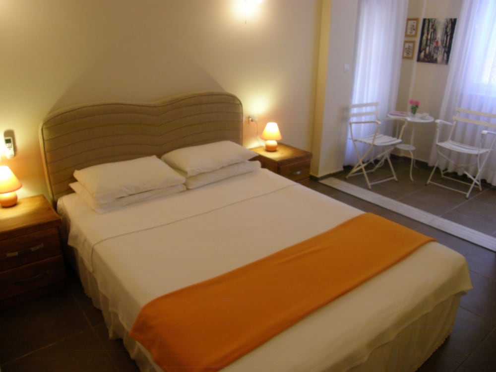 Quadruple Room, 2 Bedrooms, Non Smoking, Garden View