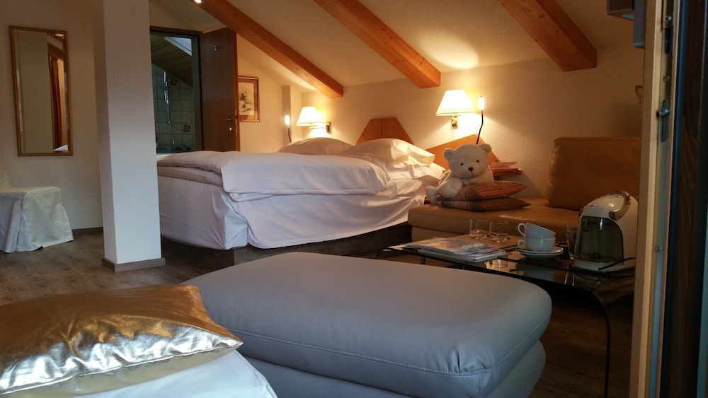 Junior Suite, Balcony photo 1