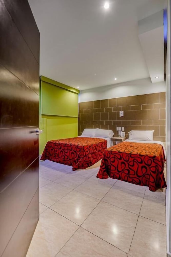 Superior Suite, 2 Double Beds photo 2