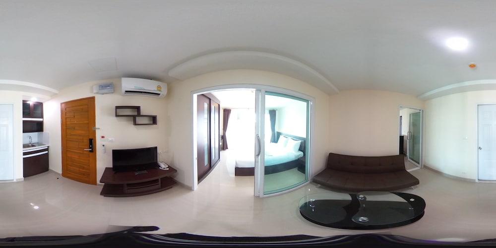 1-Bedroom Premium Room photo 2