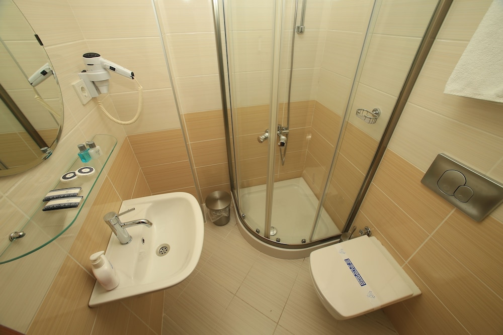 Standard Single Room photo 2